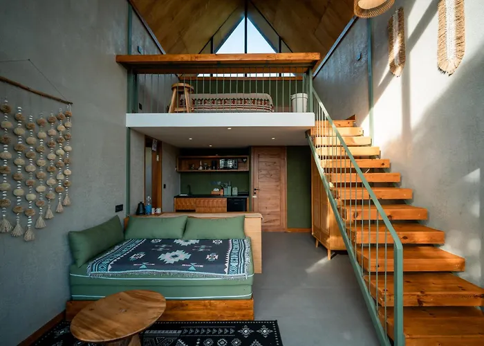 Hotel Black Wood